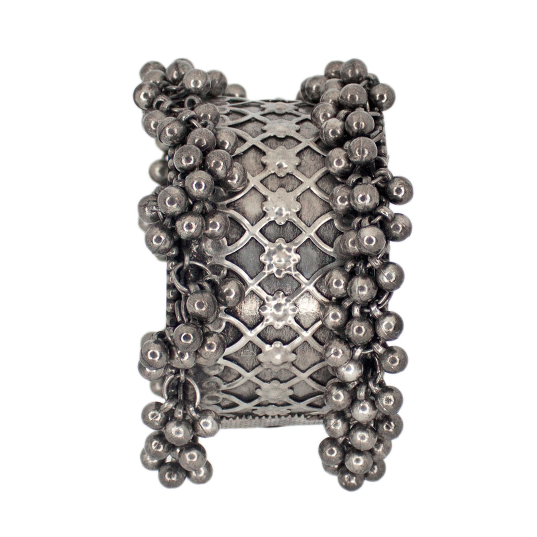 Abhinn Designer Black Polished Floral Design Free Size Ghungroo Bangle For Women